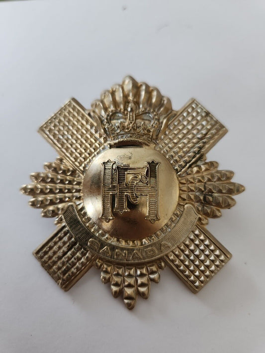 Canadian Army Cap Badge