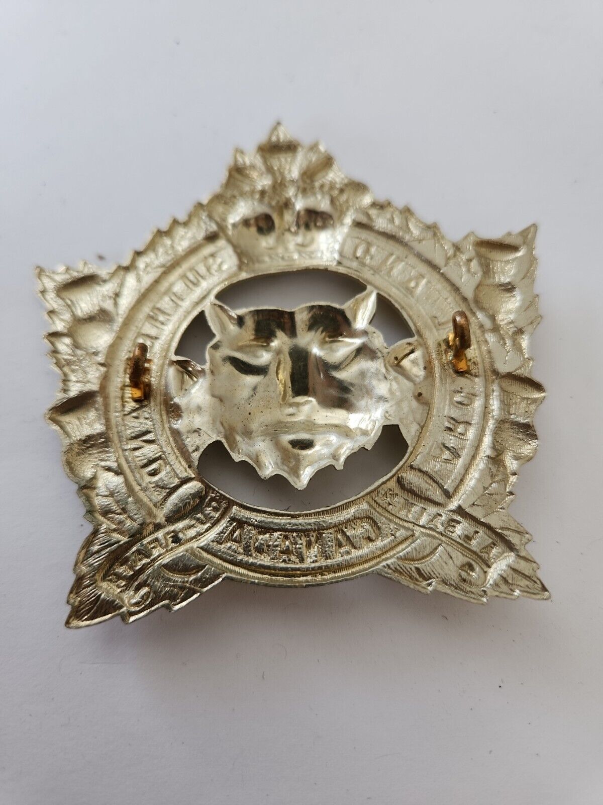 Canadian Army Cap Badge Ww2