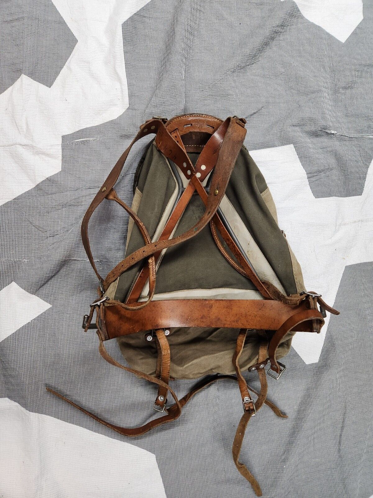 Swiss Army Backpack Ww2 2 Ton Rare