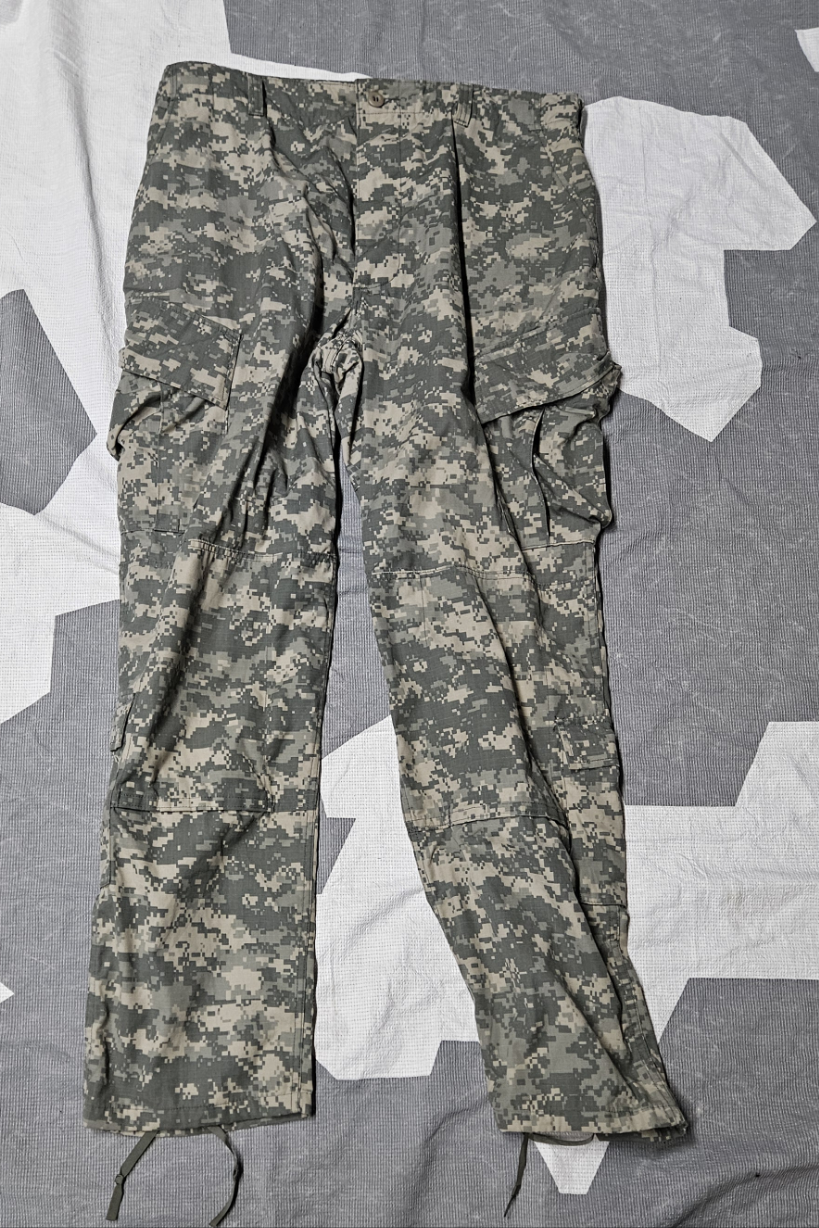 Pantalon de combat acu/ucp