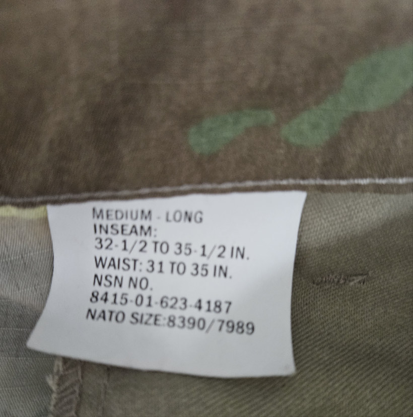 Pantalon de combat multicam